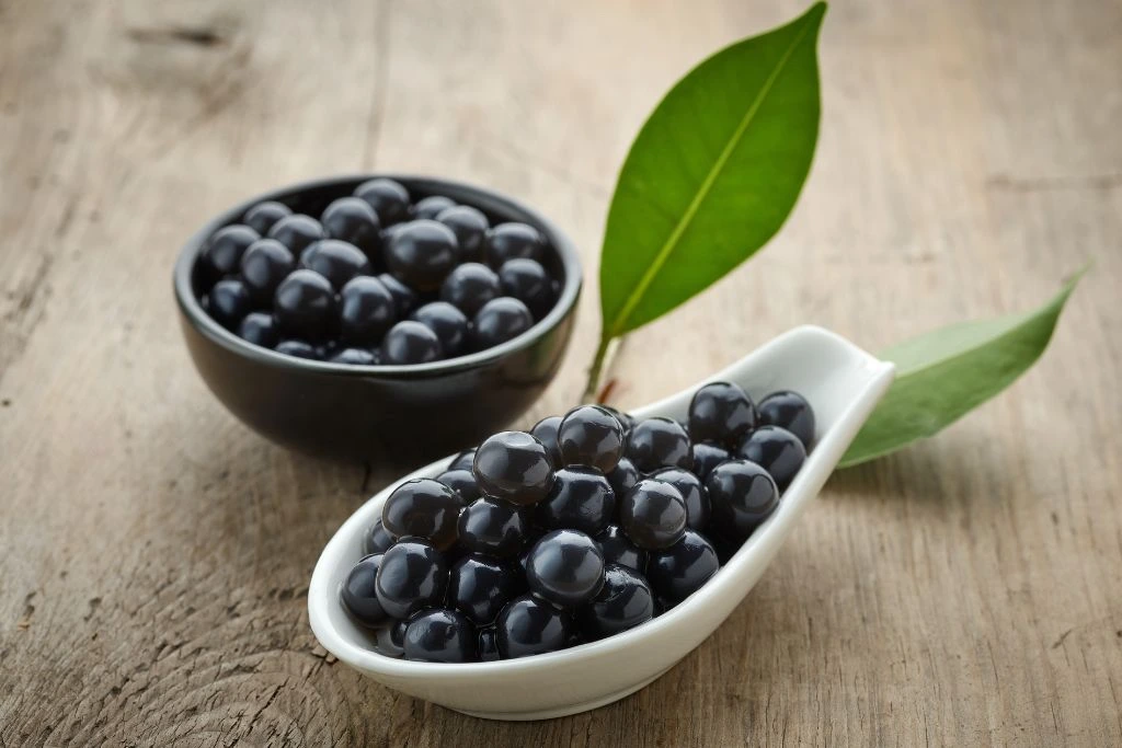 Black Tapioca pearls in a bowl