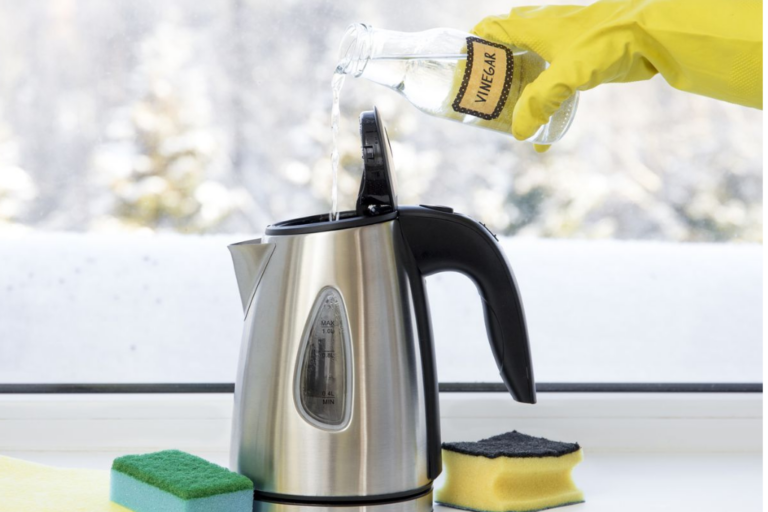 Complete Guide How To Clean Your Teapot